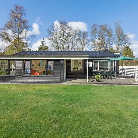 Two-bedroom Holiday In Casa vacanze Hals